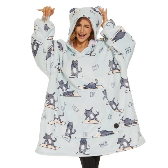 THREE POODLE Wearable Blanket Hoodie Oversized Sherpa Sweatshirt Blanket sizes - Picture 1 of 7